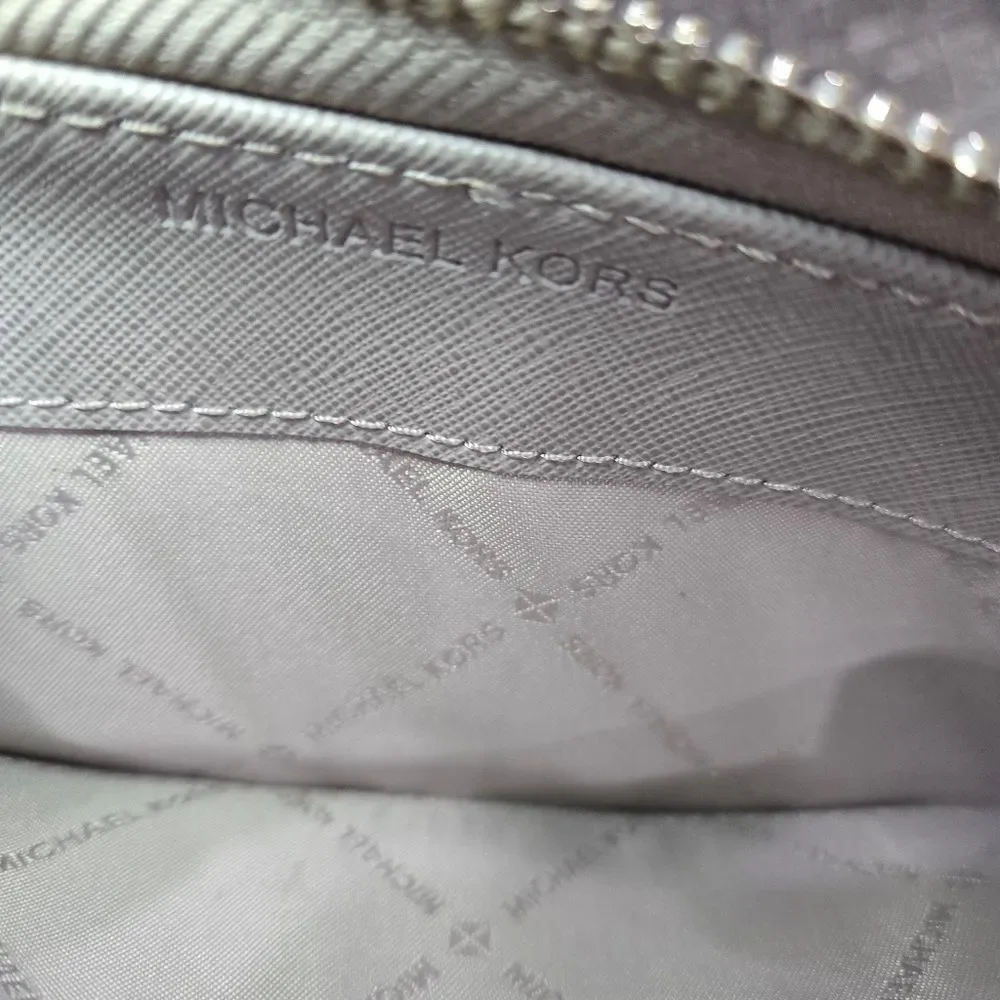 🐢 Michael Kors Jet Set Continental Wallet. Great Shape!